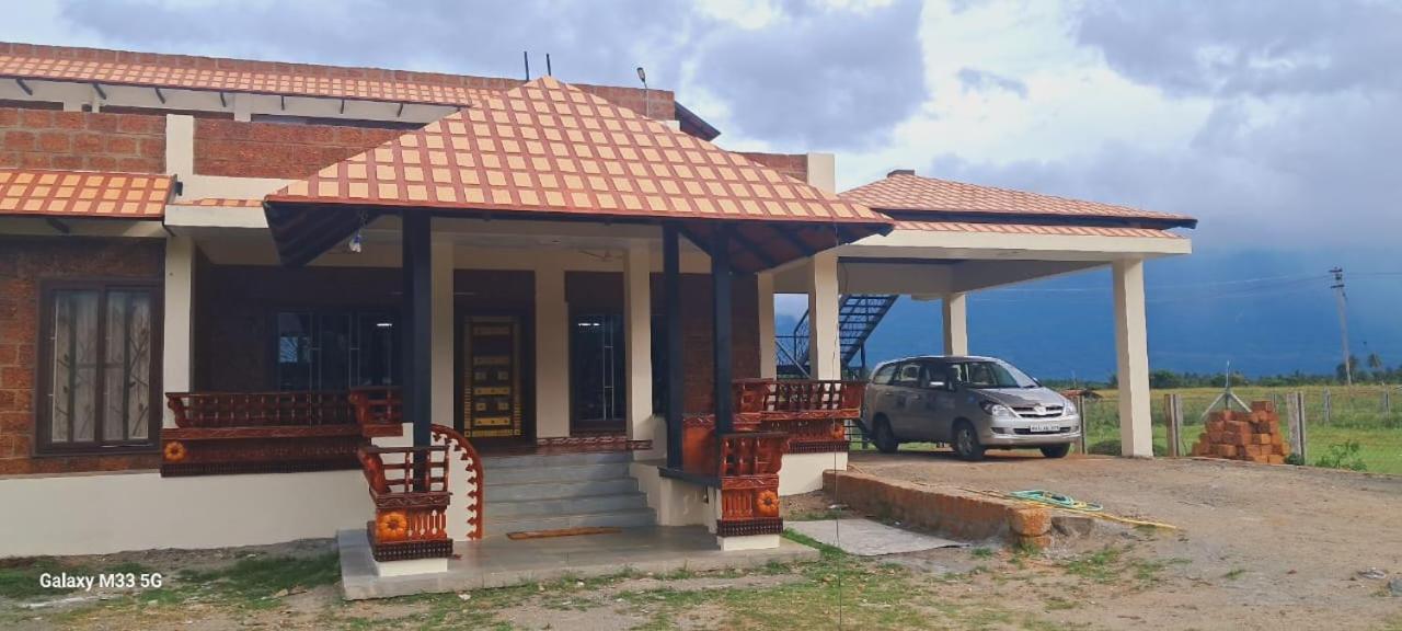 Apartamento Lakshmi Illam Near Isha Yoga Adiyogi Alāndurai Exterior foto