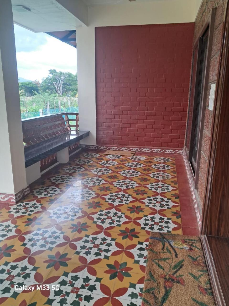 Apartamento Lakshmi Illam Near Isha Yoga Adiyogi Alāndurai Exterior foto